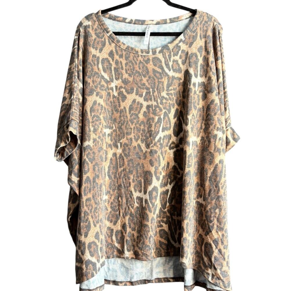 Dear Scarlett Oversized Leopard Print Women's Top